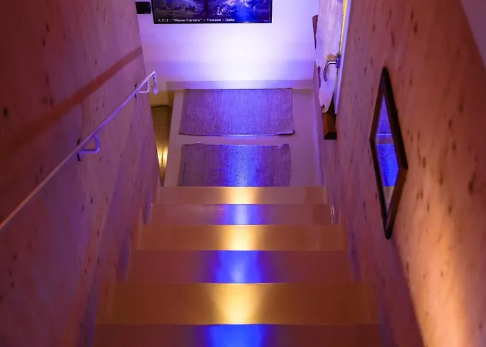 فندق مبيت وإفطار Cadrecca Tra Terra Luna E Mare