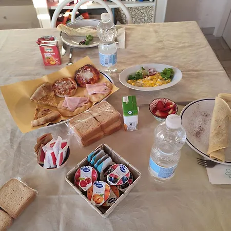 Bed & Breakfast Cadrecca Tra Terra Luna E Mare 3*