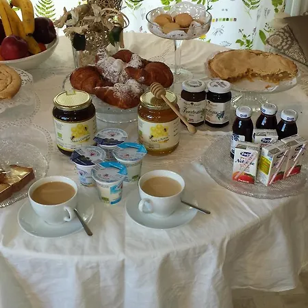 Bed & Breakfast Cadrecca Tra Terra Luna E Mare Licciana Nardi
