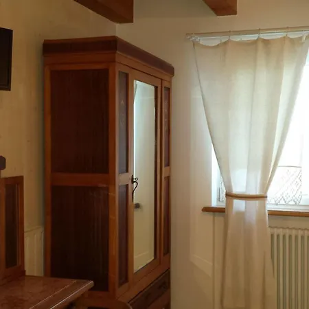 Cadrecca Tra Terra Luna E Mare 3*