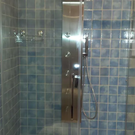 Bed & Breakfast Cadrecca Tra Terra Luna E Mare 3*