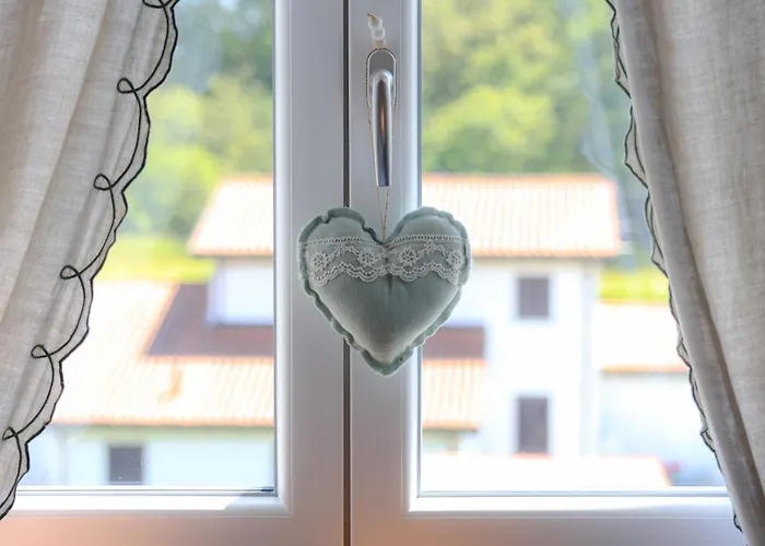 Cadrecca Tra Terra Luna E Mare Bed & Breakfast