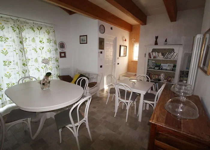 Bed & Breakfast Cadrecca Tra Terra Luna E Mare
