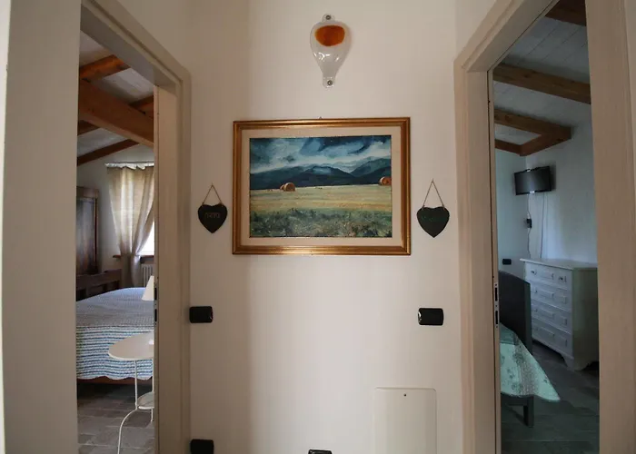 Cadrecca Tra Terra Luna E Mare Bed & Breakfast 3*